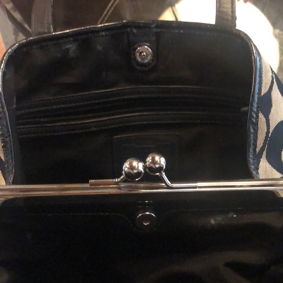 Vintage Y2K Coach Fabric Black & Gray Signature Shoulder Bag w/ Leather Straps - Picture 15 of 15